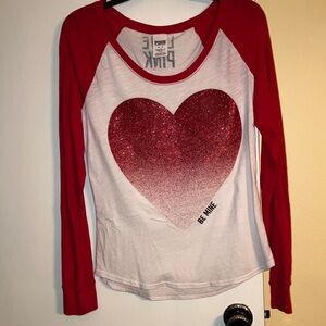 ❤️VS Pink sparkle heart Be Mine burnout baseball tee sz M EUC